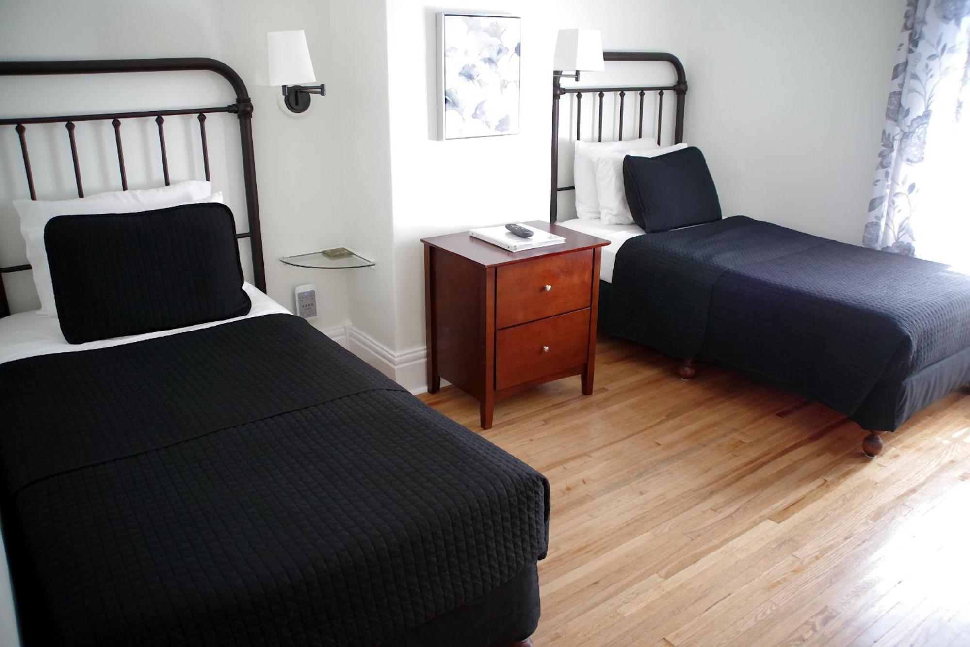 Colborne Bed And Breakfast Годерич Номер фото